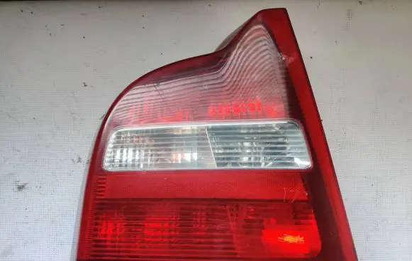 Volvo S70 V70 V70 XC Rear/tail lights 9154478