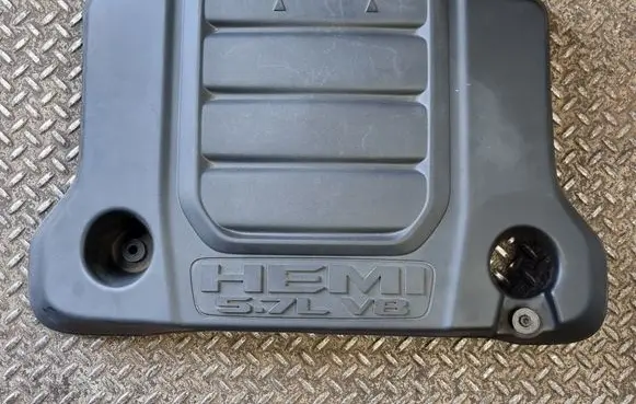 Ram 1500 Engine cover (trim) 05281553AA 05281553AD