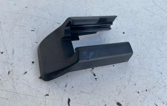 Mercedes-Benz GLE W167 Front passenger seat rail trim A1679192300