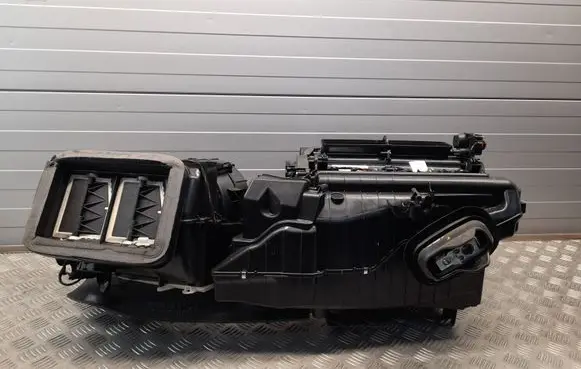 Audi A5 Interior heater climate box assembly 8W1820005AT