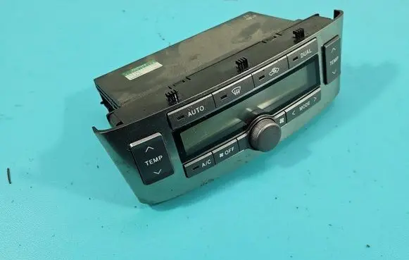 Toyota Avensis T250 Climate control/heater control trim 55902-05050-F IMPRK1514062