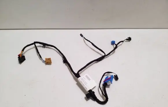 Audi A1 Front door wiring loom 82G971035B