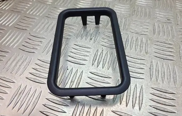 Mercedes-Benz CL C140 Gear shifter surround trim plastic 1402670188