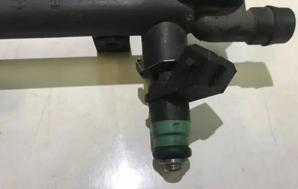 Renault Laguna II Fuel injector h028797 itg048