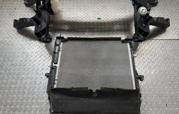 Mercedes-Benz Sprinter W907 W910 Radiator support slam panel