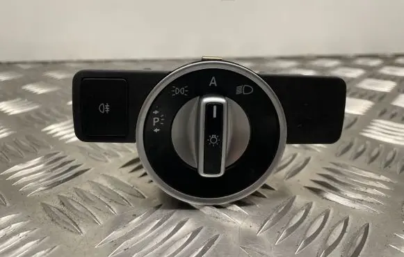 Mercedes-Benz C W204 Light switch