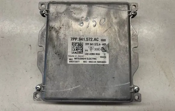 Audi Q5 SQ5 Headlight ballast module Xenon 7PP941572AC 7PP941572A