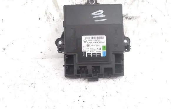 Mercedes-Benz A W169 Door control unit/module A1698207026