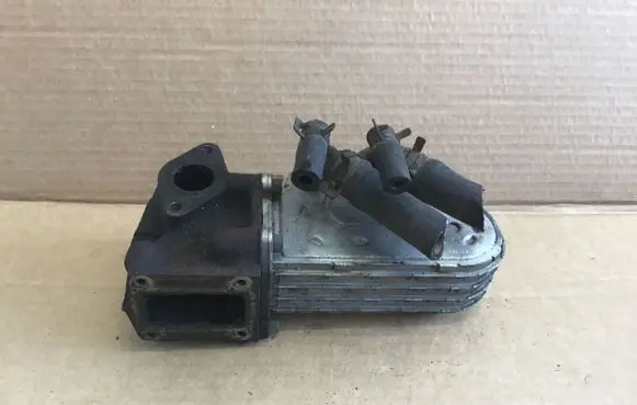 Jeep Cherokee EGR valve 41212038F
