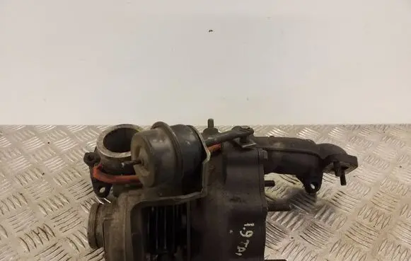 Volkswagen Golf III Turbo R4540011 809555 TB0268