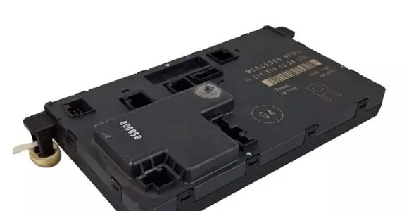 Mercedes-Benz E W211 Door control unit/module 2118701226