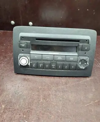 Fiat Idea Radio/CD/DVD/GPS head unit 7645373316