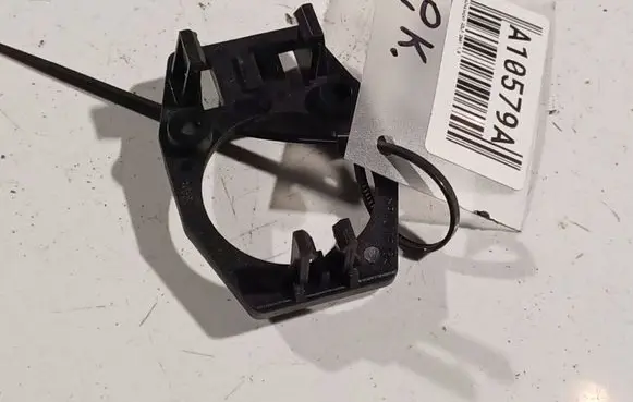 Volkswagen Golf IV Other front door trim element 1J0857689