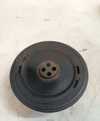 BMW 5 E39 Crankshaft pulley 2247890