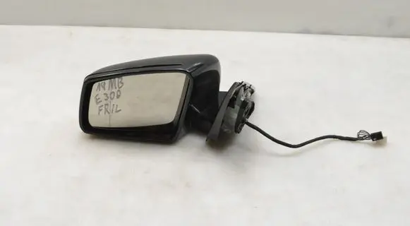 Mercedes-Benz E W212 Front door electric wing mirror A3159411