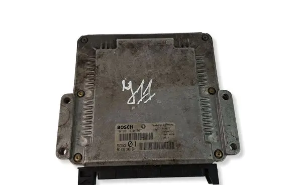 Peugeot 206 Engine control unit/module 9643524980 081010767 11660560