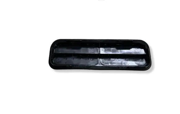 Mercedes-Benz CLS C257 Quarter panel pressure vent A2058301201