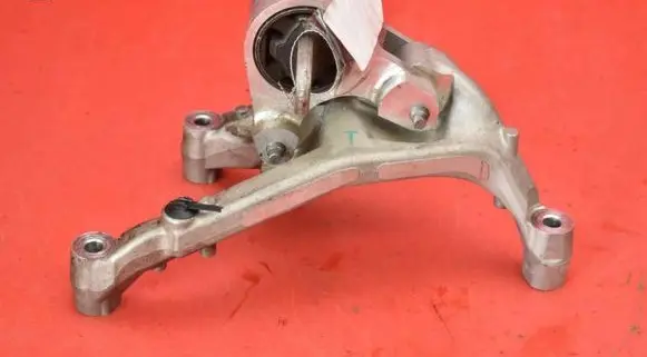 Tesla Model S Engine mount vacuum valve 1134684-50-B