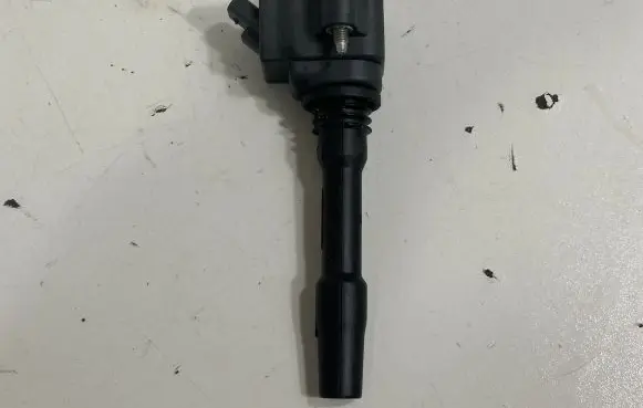 BMW X2 F39 High voltage ignition coil 8643360 8615991