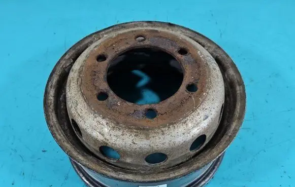 Iveco Daily 4th gen R16 steel rim IMPRK1402128
