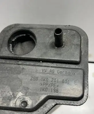 Audi TT TTS Mk2 Active carbon filter fuel vapour canister 1K0201801E