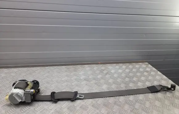 Audi Q5 SQ5 Front seatbelt 8R1857705N