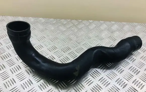 Mercedes-Benz Vito Viano W639 Intercooler hose/pipe A6385281982