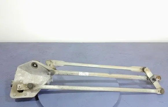 Front wiper linkage and motor