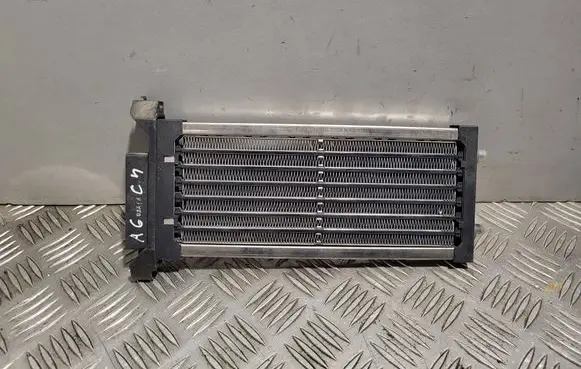 Audi A6 S6 C4 4A Electric cabin heater radiator 4B1819011 MF013410006 PA66GF25