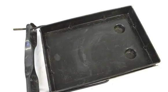 Suzuki Grand Vitara II Battery box tray 3366065J0