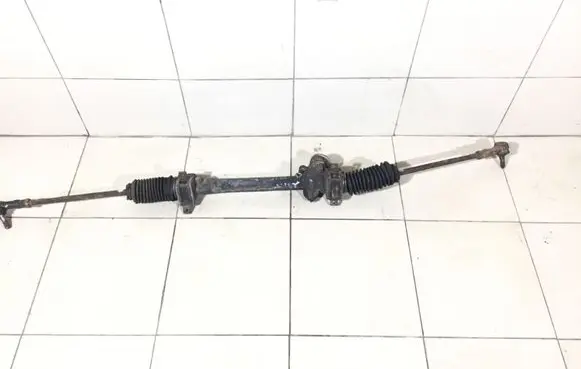 Volkswagen Golf III Steering rack 357419105