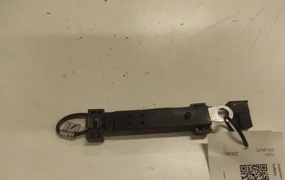 Volvo V50 Aerial antenna amplifier 8673495