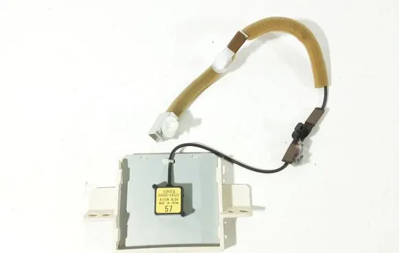 Toyota Verso Aerial antenna amplifier 8686064020 8L09
