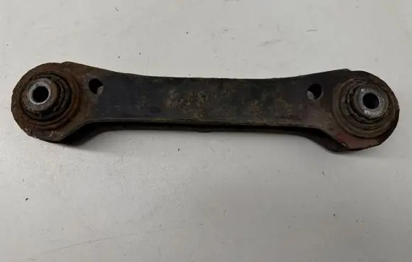 BMW X1 E84 Rear control arm 6782237