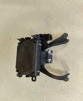 Lexus RX 330 - 350 - 400H Distronic sensor radar 20029291 8821048110 2300006811