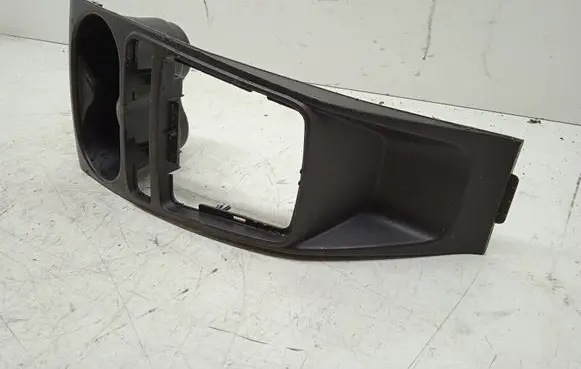 Seat Ibiza IV (6J,6P) Cup holder 6J0858331