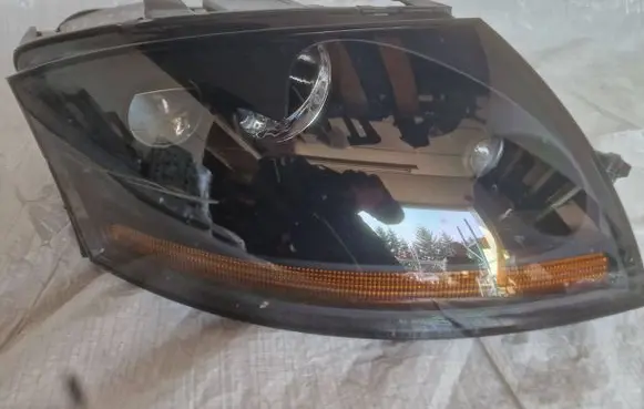 Audi TT Mk1 Rear/tail lights 8N0941004AG
