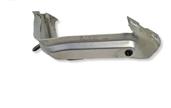 Volkswagen Touran II Fender mounting bracket 1T0821135C