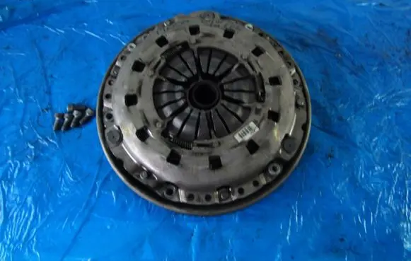 BMW 3 E90 E91 Flywheel