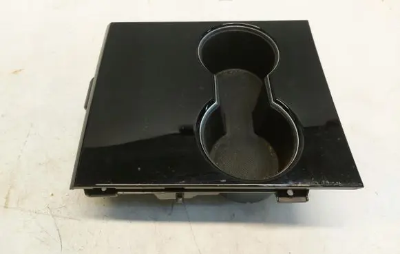 Tesla Model 3 Cup holder 1087990-00-C
