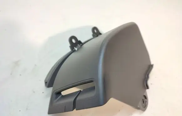 BMW 3 E92 E93 Seat belt trim 7139458
