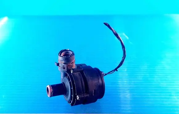 Volkswagen Crafter Electric auxiliary coolant/water pump 0277583