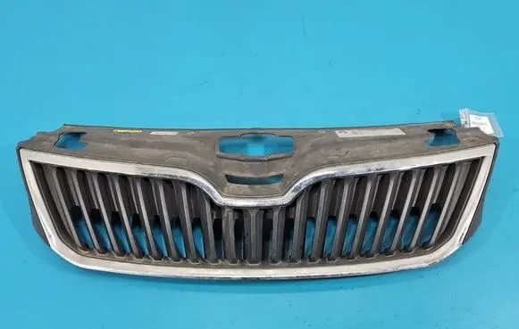 Skoda Rapid (NH) Front bumper upper radiator grill 5JA853668 IMPRK1568448