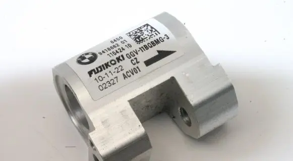 BMW i4 Air conditioning (A/C) expansion valve 9418662