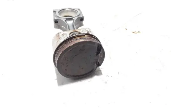 Renault Megane III Piston with connecting rod 7701476929