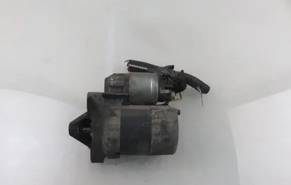 Renault Clio II Starter motor D7E1