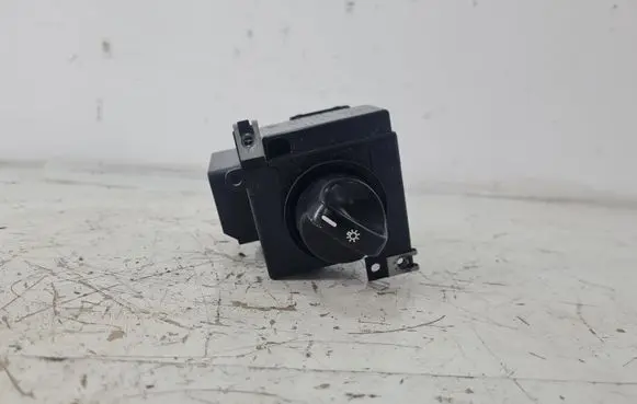 Mercedes-Benz A W168 Light switch 1685450104 501733