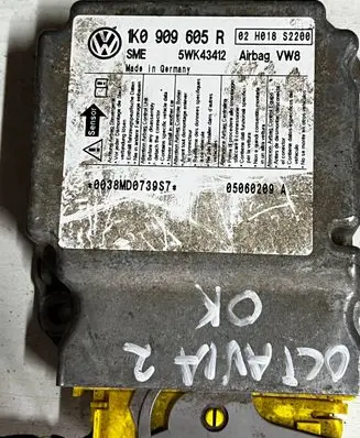 Volkswagen Golf VI Airbag control unit/module 1K0909605R 05060209A 5WK43412