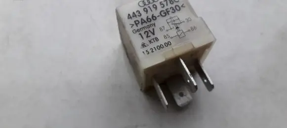 Skoda Superb B5 (3U) Other relay 443919578C 15210000