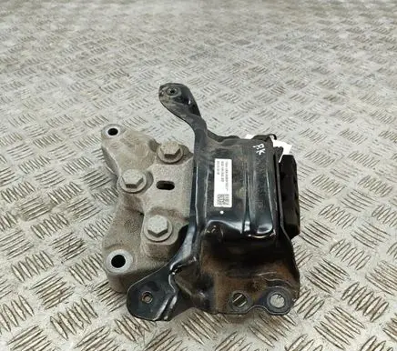 Skoda Superb B8 (3V) Engine mount bracket 5Q0199555AD